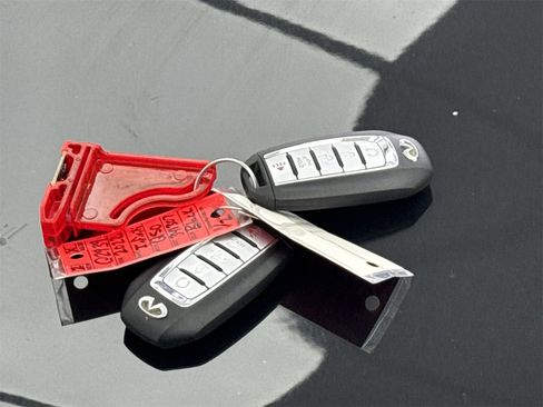 Used 2022 INFINITI Q50 Luxe w/ Cargo Package image 41