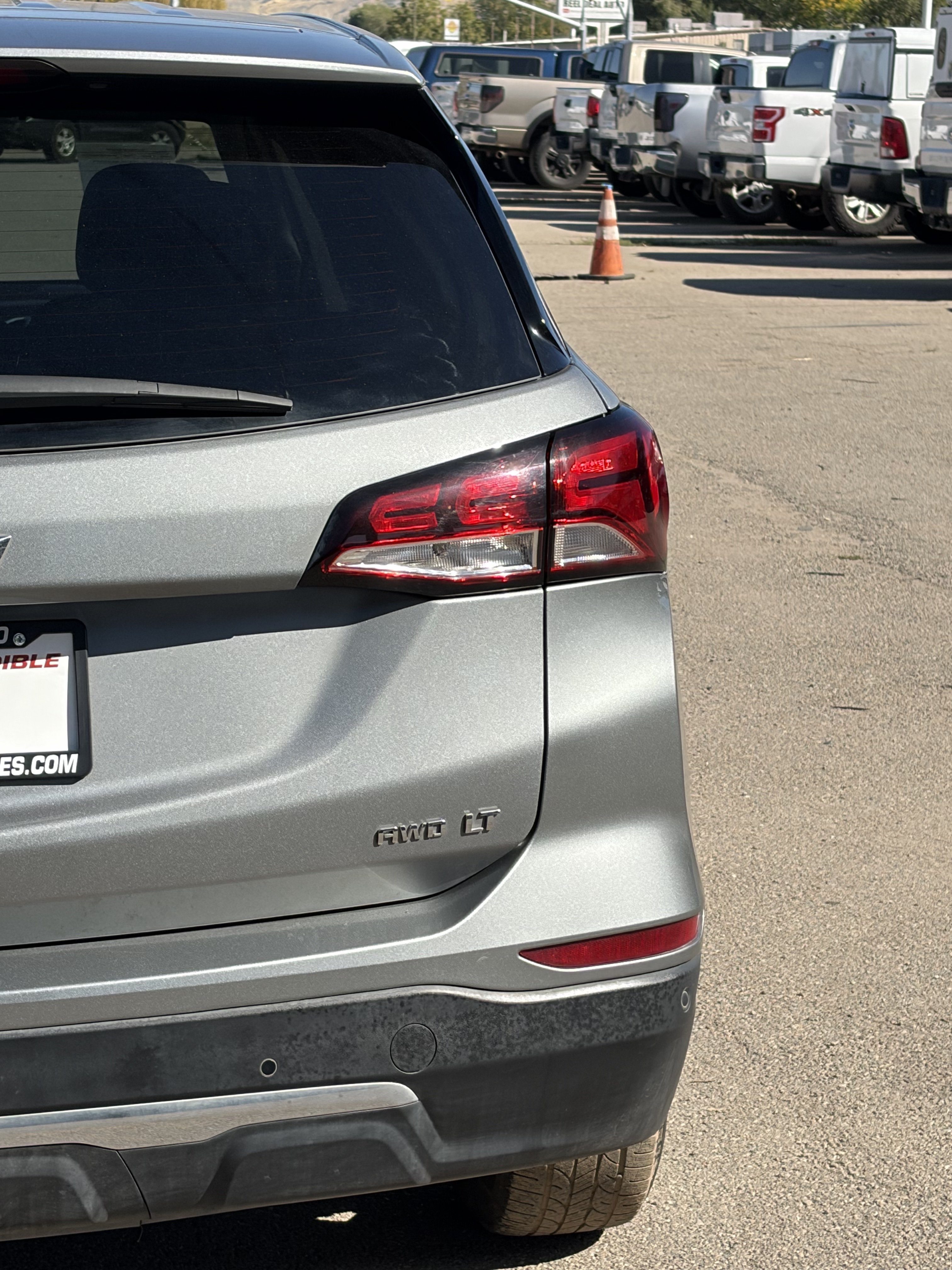 Used 2023 Chevrolet Equinox LT w/ Driver Convenience Package AWD/4WD image 12