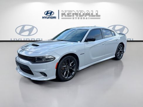 Used 2022 Dodge Charger R/T w/ Blacktop Package RWD image 3