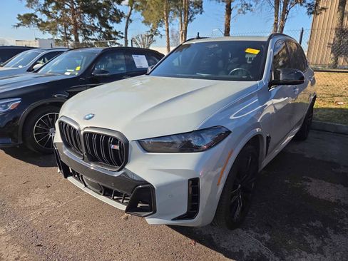 Used 2024 BMW X5 M60i image 6