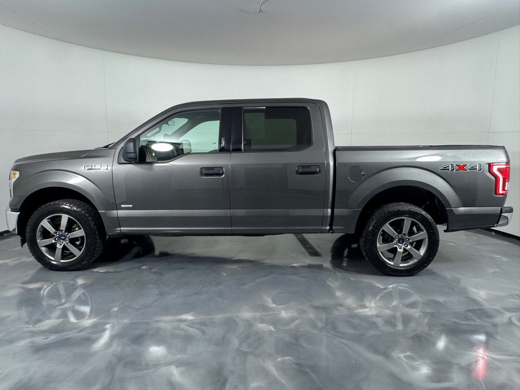 Used 2017 Ford F150 XLT AWD/4WD image 8