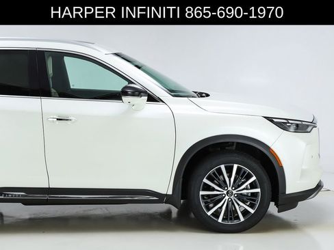 Used 2023 INFINITI QX60 Sensory w/ Cargo Package AWD/4WD image 13