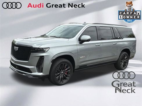 Used 2024 Cadillac Escalade ESV V w/ LPO, ONYX Package AWD/4WD image 1