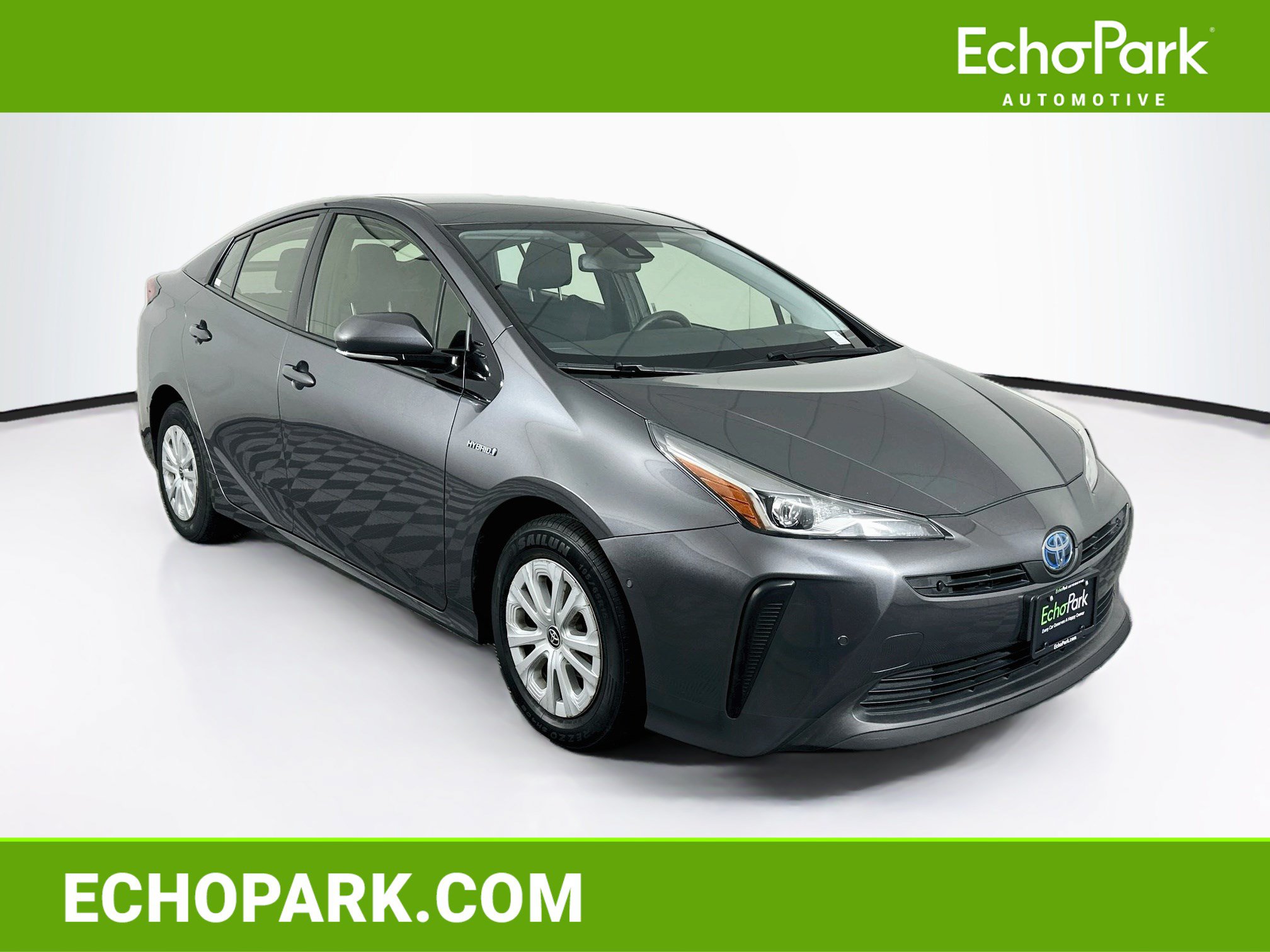 Used 2019 Toyota Prius LE FWD image 1