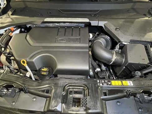 Used 2023 Land Rover Discovery Sport SE R-Dynamic AWD/4WD image 17