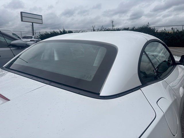 Used 2016 BMW Z4 sDrive35is RWD image 21