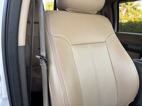 Used 2015 Ford F250 Lariat w/ Lariat Ultimate Package image 32