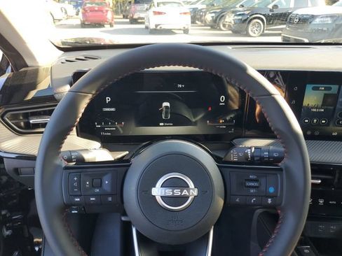 New 2026 Nissan Kicks SR w/ Cold Weather Package AWD/4WD image 13