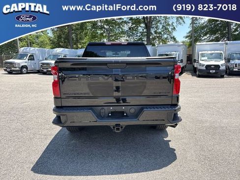 Used 2021 Chevrolet Silverado 1500 Custom w/ Rally Edition AWD/4WD image 7