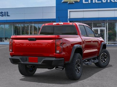 New 2026 Chevrolet Colorado ZR2 w/ Technology Package AWD/4WD image 4