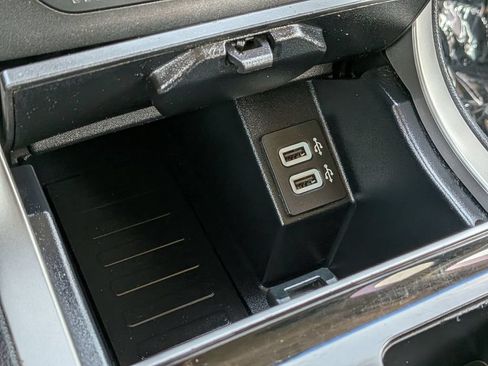 Used 2020 Ford Edge SEL w/ Convenience Package FWD image 24