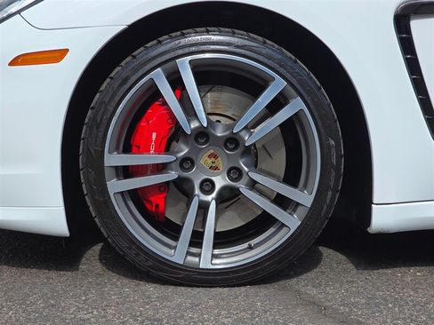Used 2014 Porsche Panamera AWD/4WD image 36