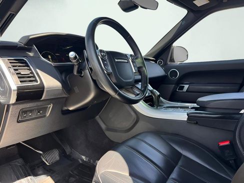 Used 2017 Land Rover Range Rover Sport Supercharged image 39