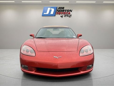 Used 2006 Chevrolet Corvette Convertible w/ Preferred Equipment Group RWD image 2