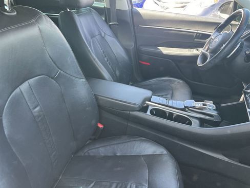 Used 2022 Hyundai Sonata Limited FWD image 10
