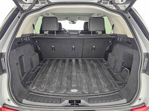 Certified 2023 Land Rover Discovery Sport SE image 14