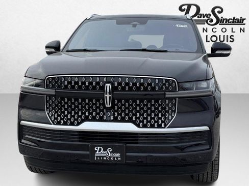 New 2025 Lincoln Navigator L Reserve image 2