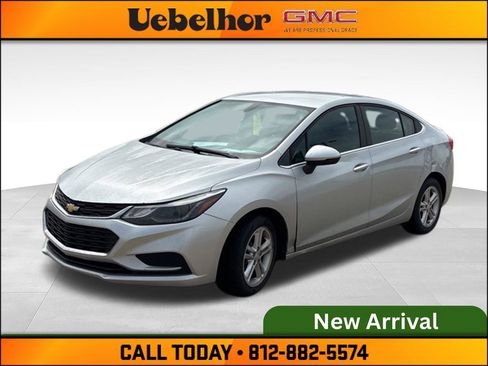 Used 2016 Chevrolet Cruze LT FWD image 9