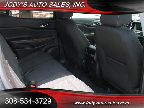 Used 2019 GMC Acadia SLE AWD/4WD image 22