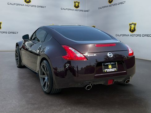 Used 2016 Nissan 370Z Coupe RWD image 7