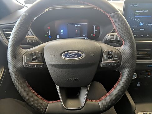 Certified 2023 Ford Escape ST-Line w/ Tech Pack #1 image 14