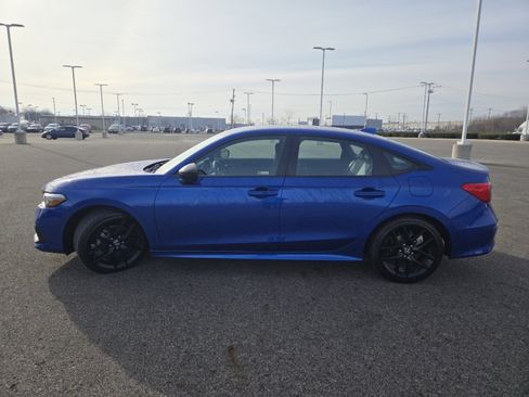 Used 2023 Honda Civic Sport image 11