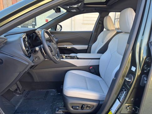 Used 2025 Lexus RX 350 Premium Plus w/ Accessory Package FWD image 17