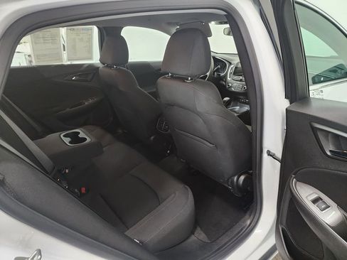 Used 2024 Chevrolet Malibu LT FWD image 28