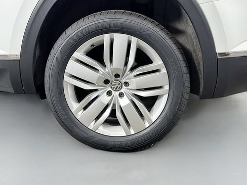 Used 2019 Volkswagen Atlas SEL Premium AWD/4WD image 39