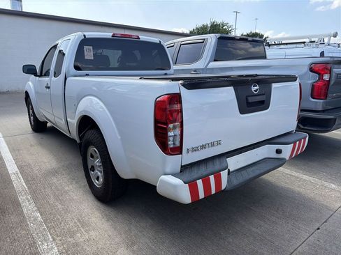 Used 2019 Nissan Frontier S RWD image 4