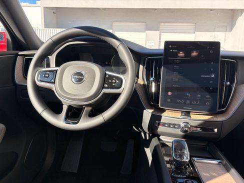 Used 2026 Volvo XC60 B5 Plus w/ Protection Package Premier image 23