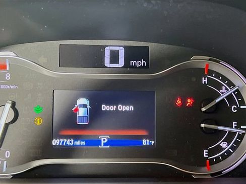 Used 2017 Honda Ridgeline RTL-T image 11