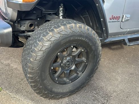 Used 2021 Jeep Gladiator Rubicon AWD/4WD image 20
