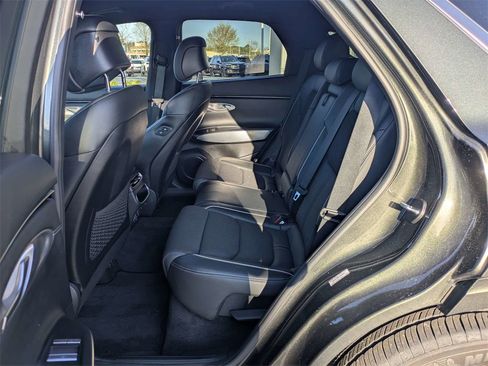 Used 2025 Genesis GV70 3.5T Sport image 16