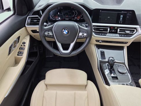 Used 2021 BMW 330i Sedan w/ Driving Assistance Package RWD image 11