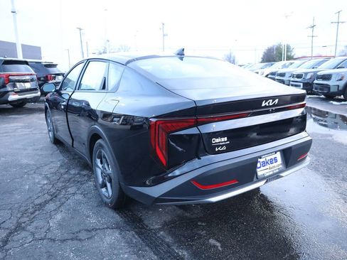 New 2025 Kia K4 LXS image 5