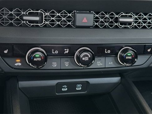 New 2025 Honda Accord SE image 22