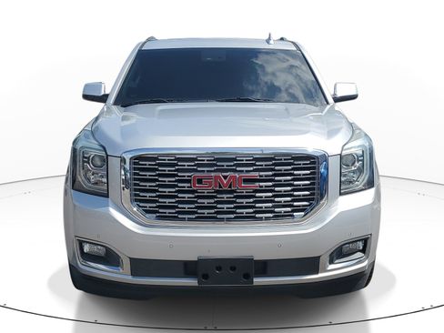 Used 2018 GMC Yukon XL Denali w/ Denali Ultimate Package RWD image 3