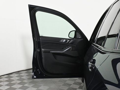 Used 2026 BMW X5 xDrive50e w/ M Sport Package image 30