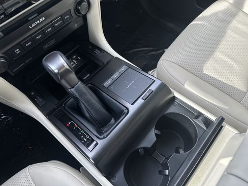 Used 2023 Lexus GX 460 Luxury w/ Sport Design Package AWD/4WD image 26