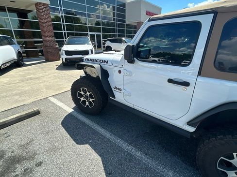 Used 2019 Jeep Wrangler Rubicon AWD/4WD image 11