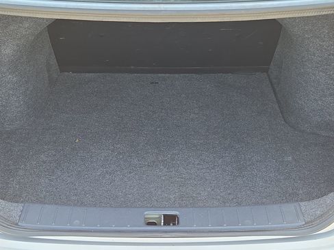 Used 2015 Nissan Versa S Plus FWD image 14