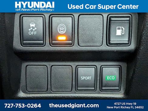 Used 2020 Nissan Rogue S image 24