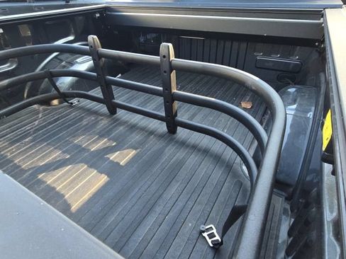 Used 2018 Ford F150 Lariat AWD/4WD image 12