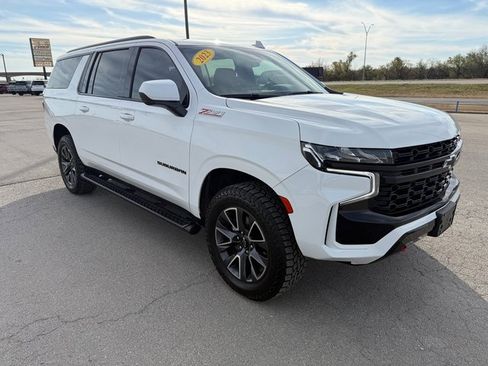 Used 2023 Chevrolet Suburban Z71 image 8