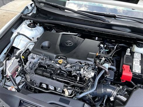 Used 2024 Toyota Camry SE FWD image 31