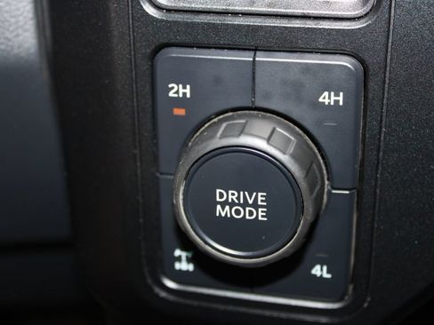 Used 2024 Ford F350 Lariat w/ Sport Appearance Package AWD/4WD image 56
