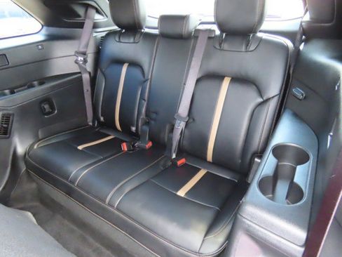 Used 2025 MAZDA CX-90 3.3 Turbo S w/ Premium Package image 21