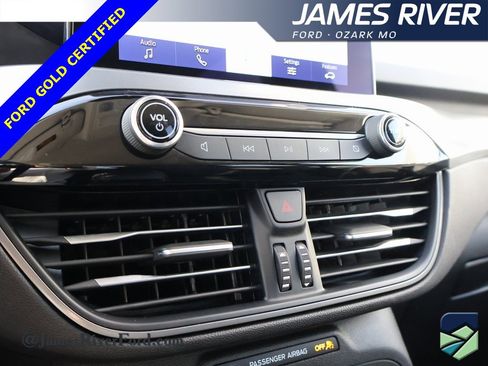 Certified 2024 Ford Escape Active image 36