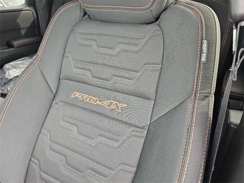 New 2025 Nissan Frontier PRO-4X image 13